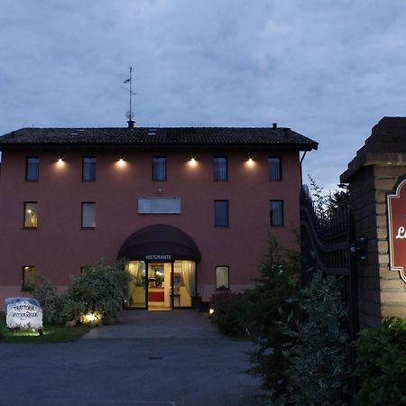 Hotel La Vecchia Reggio Reggio Emilia Exterior photo